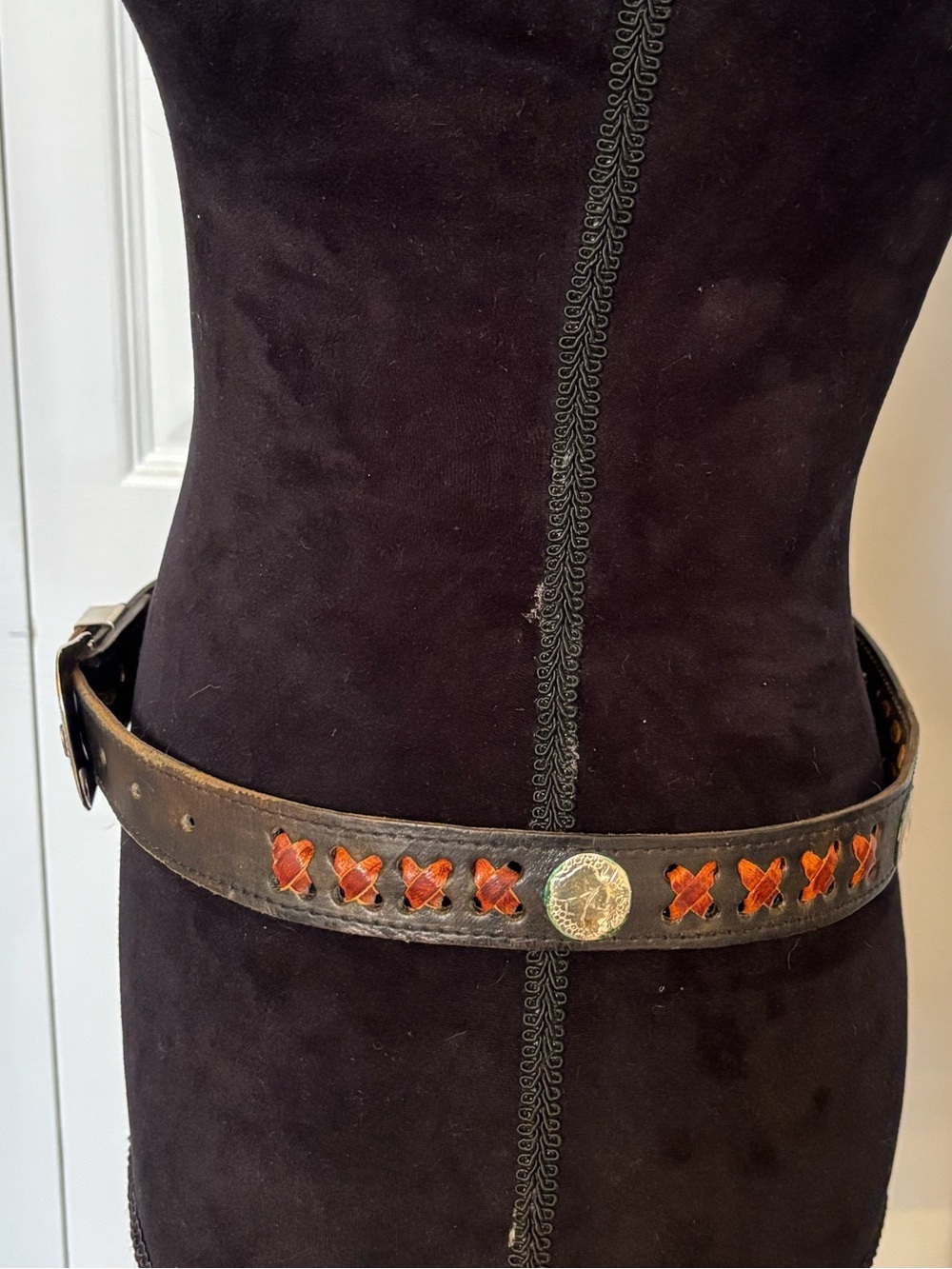 Vintage LW Paris (Louis Wolfer) Black & Brown Leather Belt Silver Medallions 32 - Picture 3 of 12